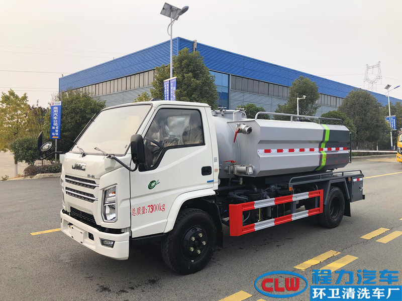 江鈴順達(dá)5方清洗吸污車（地下室作業(yè)）